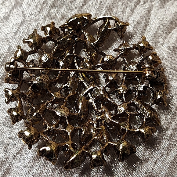 Clear Aurora Borealis Navette Mint Green Vintage Gold Tone Brooch Canary Topaz - Picture 4 of 10